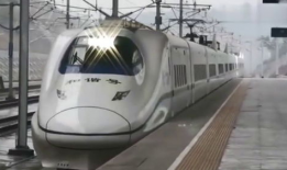 高铁进站视频,科技与速度的完美融合